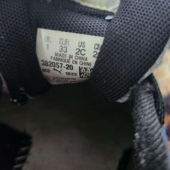 Puma boys sneakers - Picture 2 of 2